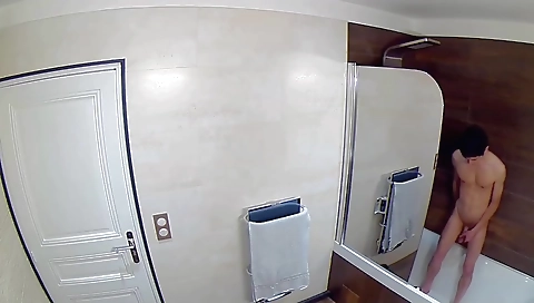 Hawt couple fucks in the kitchen