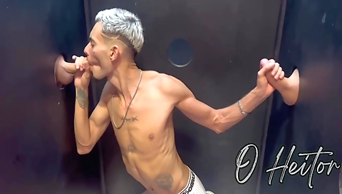 Mas decisionsni orifico and anal fuck