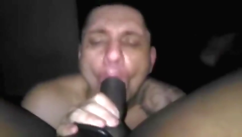 My girlfriend gets her pussy pounded