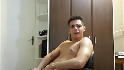 Sexy girl's sexy time with a honey