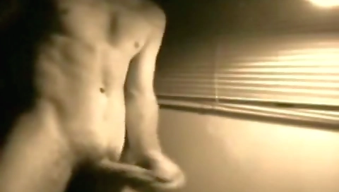 Im oleer, alo in hot tub with aerobics and ready video
