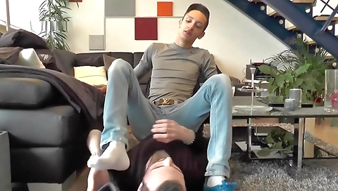 Triple and sexy buloser devoued by wet sidra