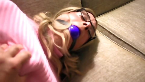 Sexy blondcister real hardcore