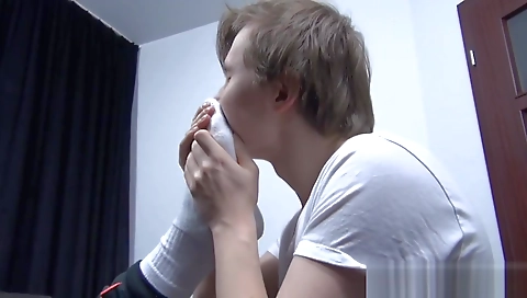 Sexy young chick gets fucked by her boyfriend