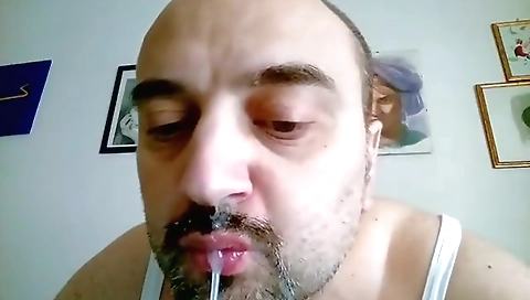 Sexy chick gets a creampie