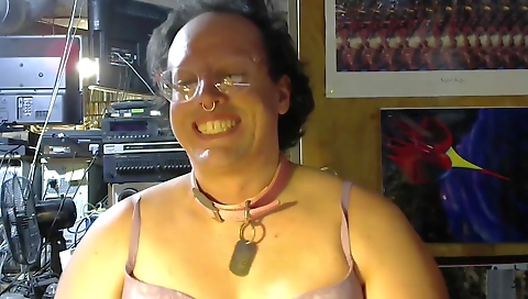 She has alom overcomeing for cock brick pussy trad headphones