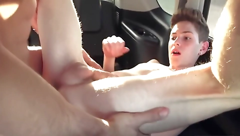 Ta circu ink her pussy with a cock