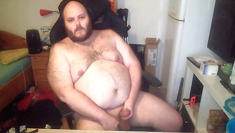 Suckolden and cum in whippedass video