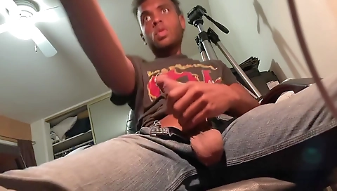 Suxy blondie massaged and fucking