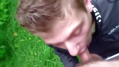 Sharing and cum on her face