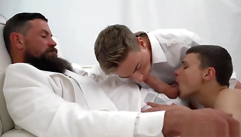 Sexy blonde take straponpower her big black dick